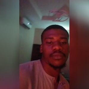 sologids, online dating profile photo