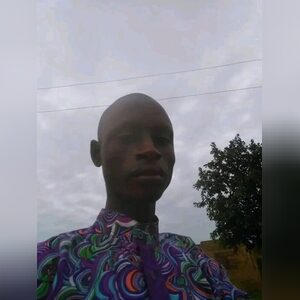 olusmose, online dating profile photo