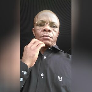 mayor2, online dating profile photo