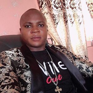 druchenw, online dating profile photo