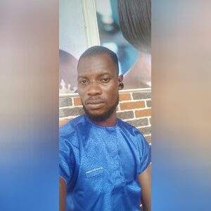 olawale21, online dating profile photo