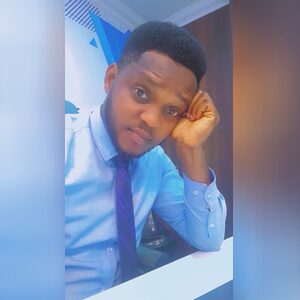 lawal_af, online dating profile photo