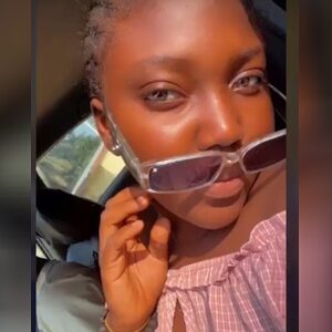 dara812, online dating profile photo