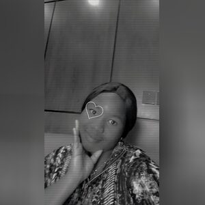 chitonia, online dating profile photo