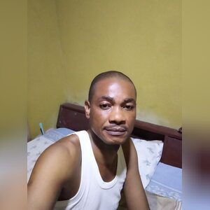 ola68, online dating profile photo