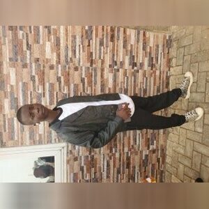 victimid, online dating profile photo