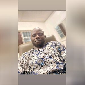 admaashi, online dating profile photo