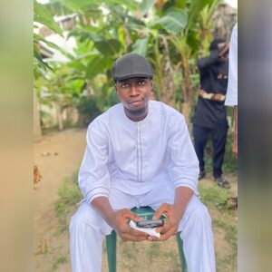 dm497893, online dating profile photo