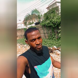 niyas, online dating profile photo