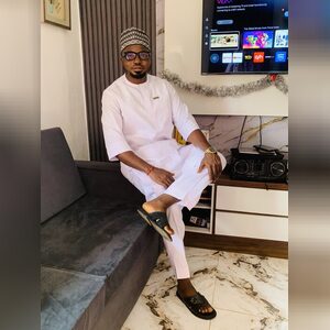 imuetinyan, online dating profile photo