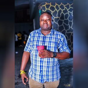 pabiodun, online dating profile photo