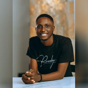 favouriz, online dating profile photo