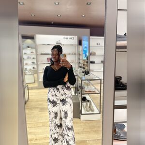 brittool, online dating profile photo