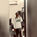 leo2, online dating photo