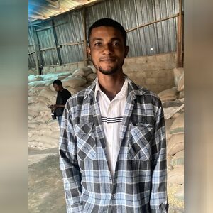 ezecoura, online dating profile photo