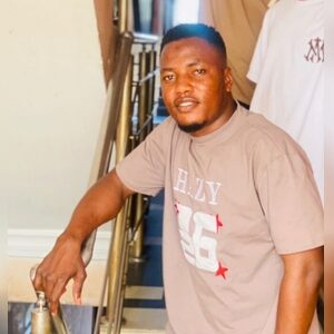 k_boy, online dating profile photo