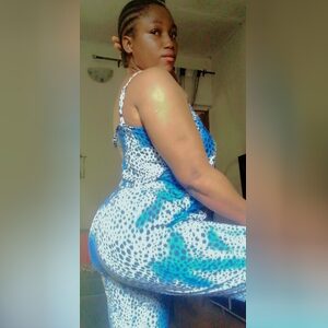 dellibab, online dating profile photo