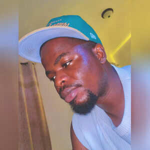 zadoosy0, online dating profile photo