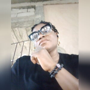 yemisiom, online dating profile photo