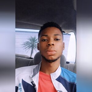 ndazai, online dating profile photo