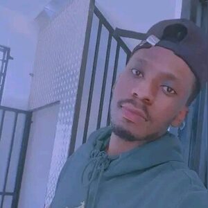 gceluxol, online dating profile photo