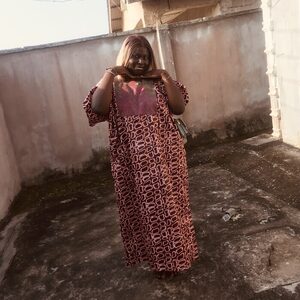 sarahify, online dating profile photo