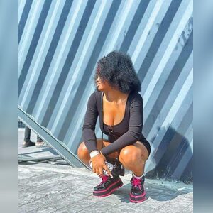 hibiscus, online dating profile photo