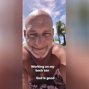 italiang, online dating profile photo