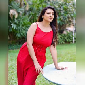 bhavyali, online dating profile photo