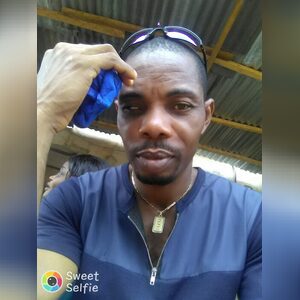 oliyideo, online dating profile photo