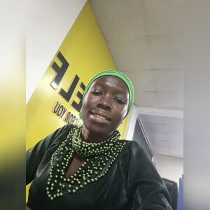 mujeehbah, online dating profile photo