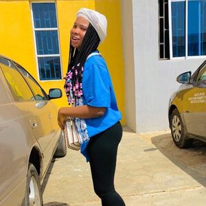 nre, online dating profile photo