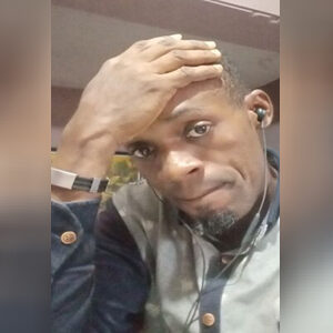 astino, online dating profile photo