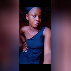 juicysar, online dating profile photo