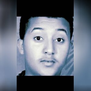 robel, online dating profile photo