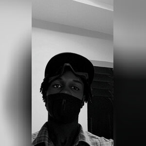 hushwrld, online dating profile photo