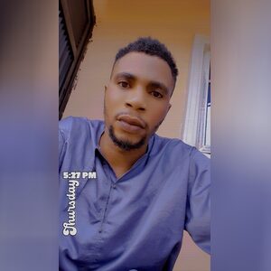 hmonday, online dating profile photo