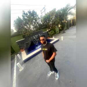 aeriokal, online dating profile photo