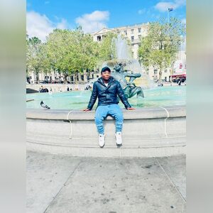 bml, online dating profile photo