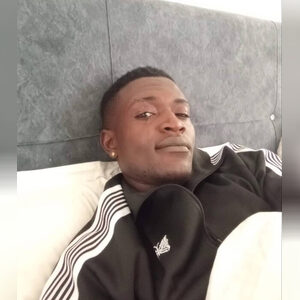 ooghenet, online dating profile photo