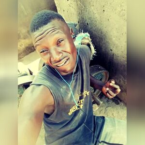 zisaac, online dating profile photo