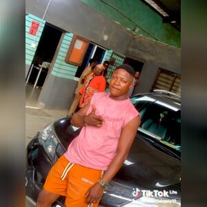 adeokiki, online dating profile photo