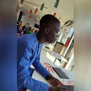 olaydami, online dating profile photo