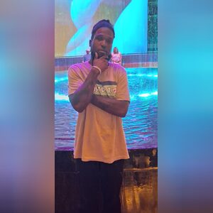 dcorneli, online dating profile photo