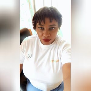 cyosa, online dating profile photo