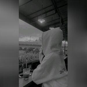 bbose, online dating profile photo