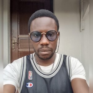 shinaj, online dating profile photo