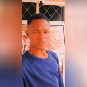 enityjay, online dating profile photo