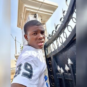 divinebo, online dating profile photo