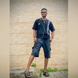 osonduog, online dating profile photo